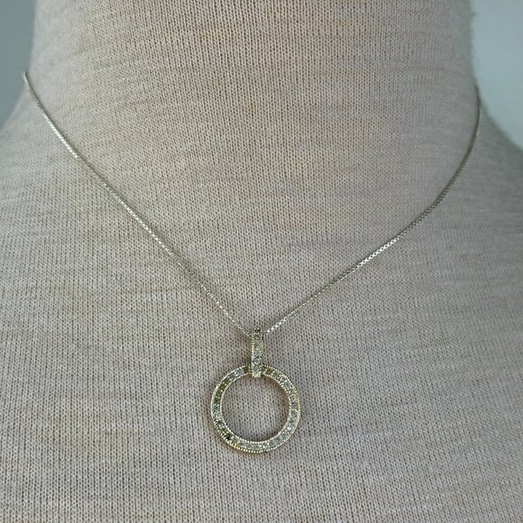 Jewelry - Sterling Silver Circle Pendant Necklace CW 925 Diamond Chip 16.5"